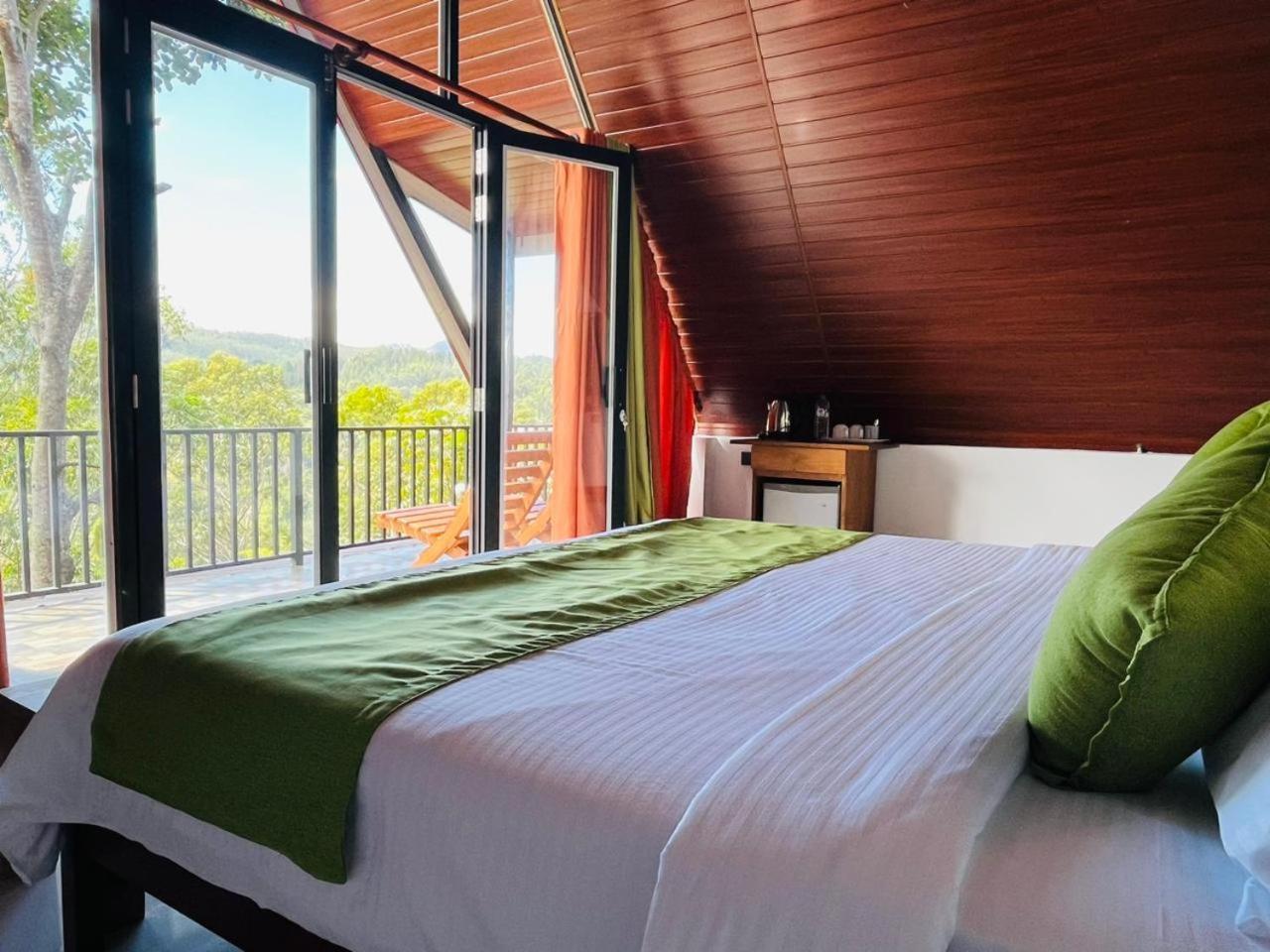 Cloudy Hill Cottage Ella Luaran gambar