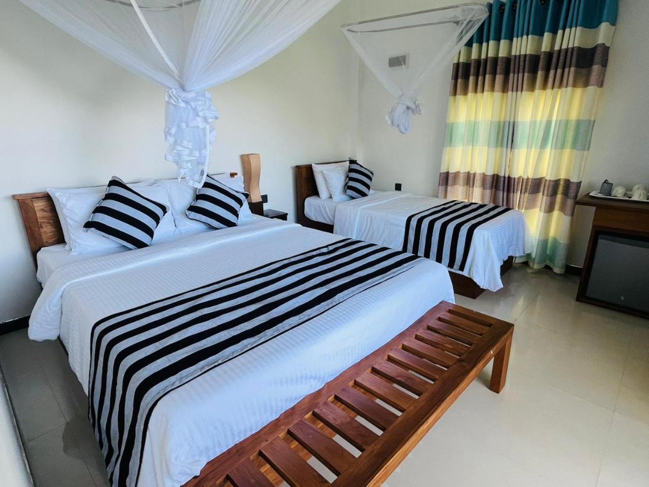 Cloudy Hill Cottage Ella Luaran gambar