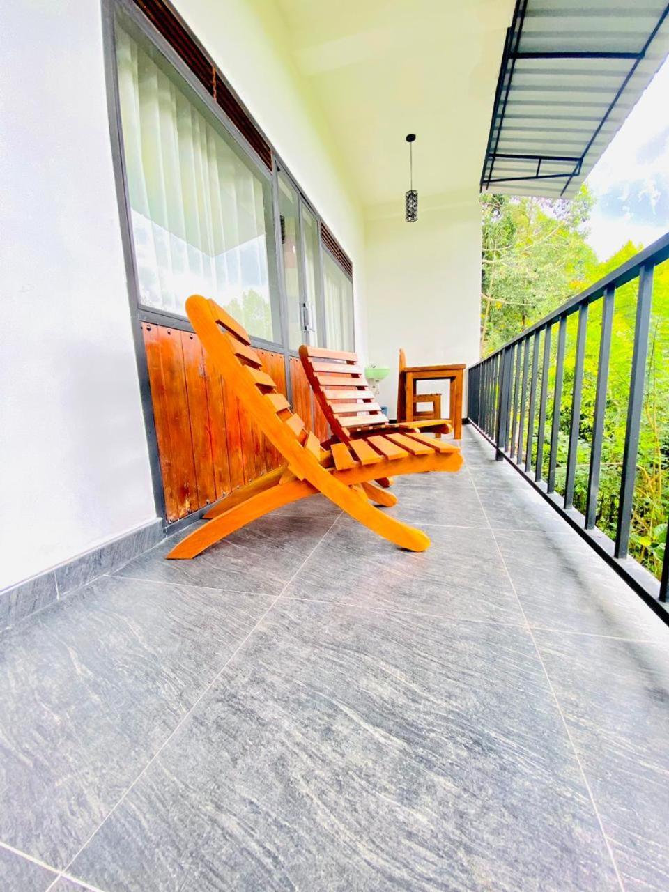 Cloudy Hill Cottage Ella Luaran gambar