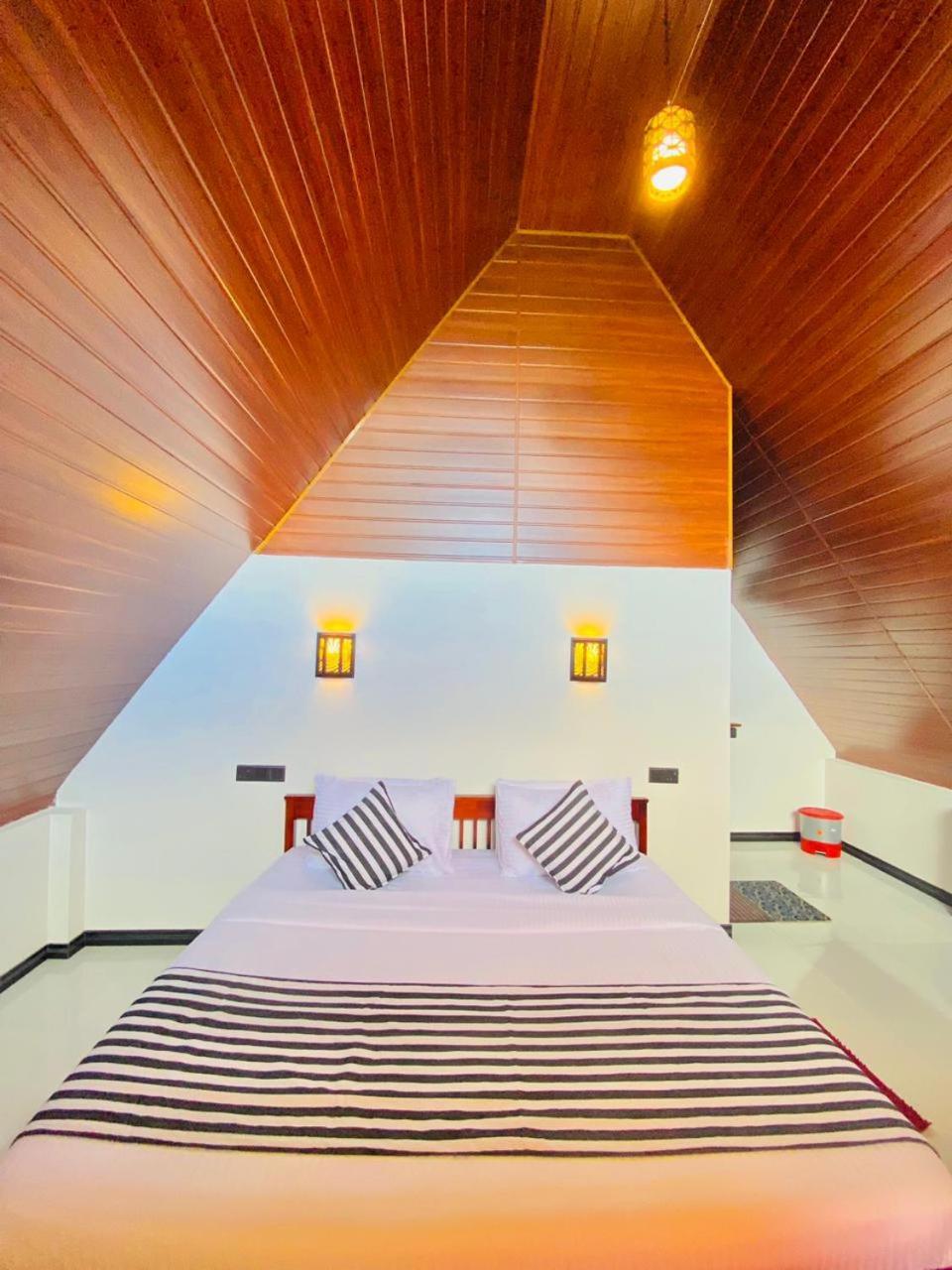 Cloudy Hill Cottage Ella Luaran gambar